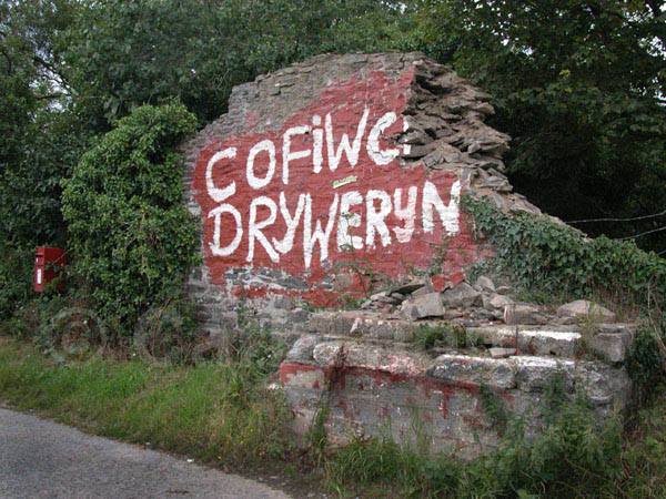 Opposition graffiti in Wales
