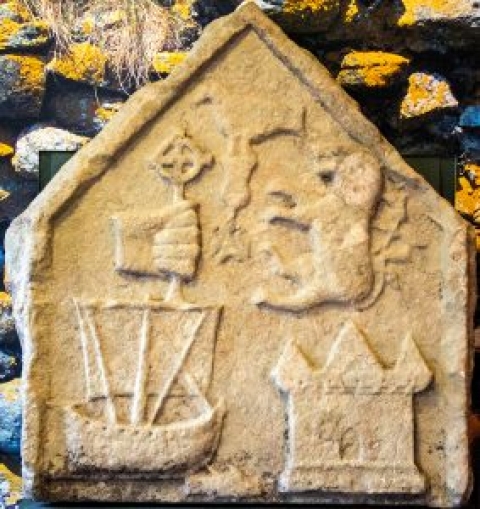 Clanranald Armorial Stone image courtesy of Kildonan Museum