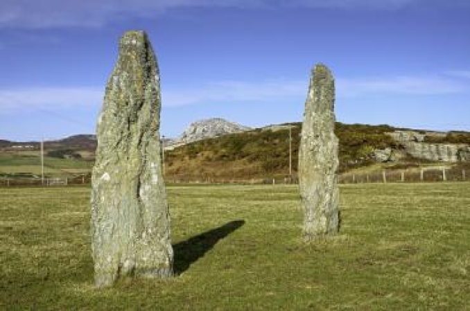 Penris Feilw Standing Stones image courtesy of Cadw