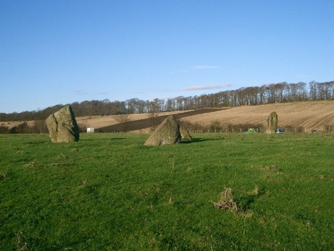Tuilyies Standing Stones, above Torryburn © Copyright Paul McIlroy and licensed for reuse under Creative Commons Licence