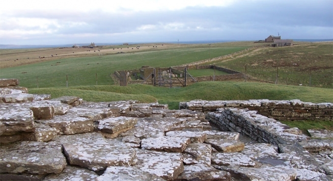 Image: Wyre (Orkney); taken from Cubbie Roo's Castle image © Copyright Otter at nl.wikipedia. Licensed for reuse under Creative Commons Licence.