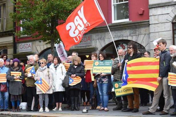 Welsh demonstration in support of Catalonia. Image Daily Post
